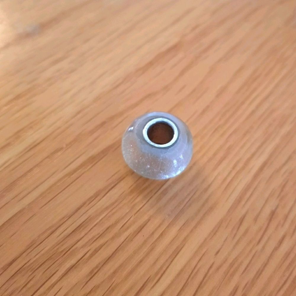 Silver individuality bead 